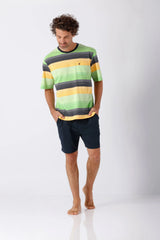 Mann in grün-gelb-grauem Streifen-Shorty T-Shirt Klima Komfort Original