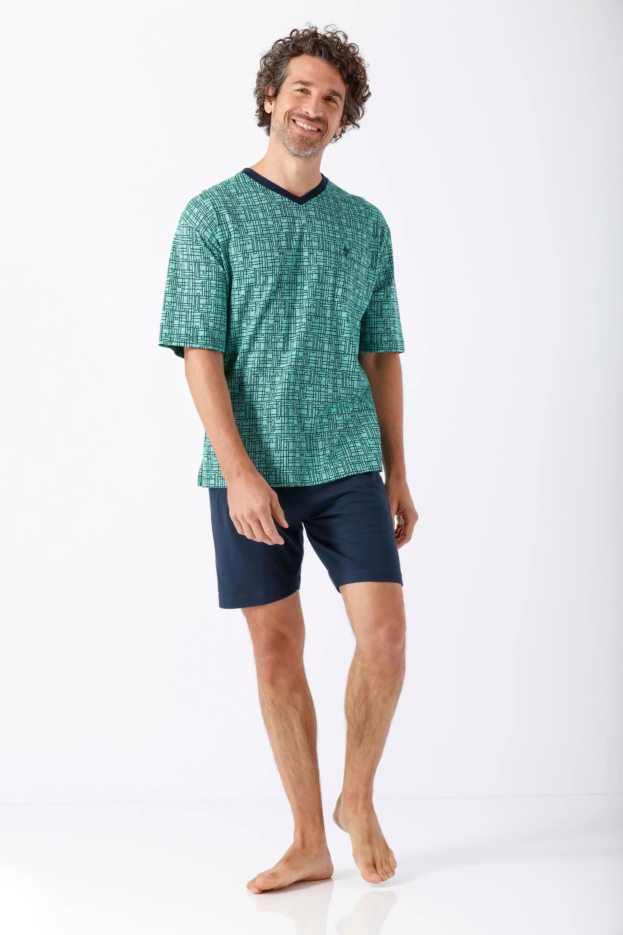Grüner gemusterter Kurzarm-Pyjamaoberteil mit marineblauem Saum aus Premium Cotton/TENCEL™ Modal