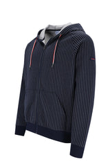 Marineblauer Nadelstreifen-Kapuzenpullover mit roten Kordelzügen und weißem Futter, möglicherweise von Tommy Hilfiger.