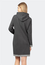 Anthrazitfarbenes Sweatshirt-Kleid mit Kapuze, Kontrastbesatz und Taschen.