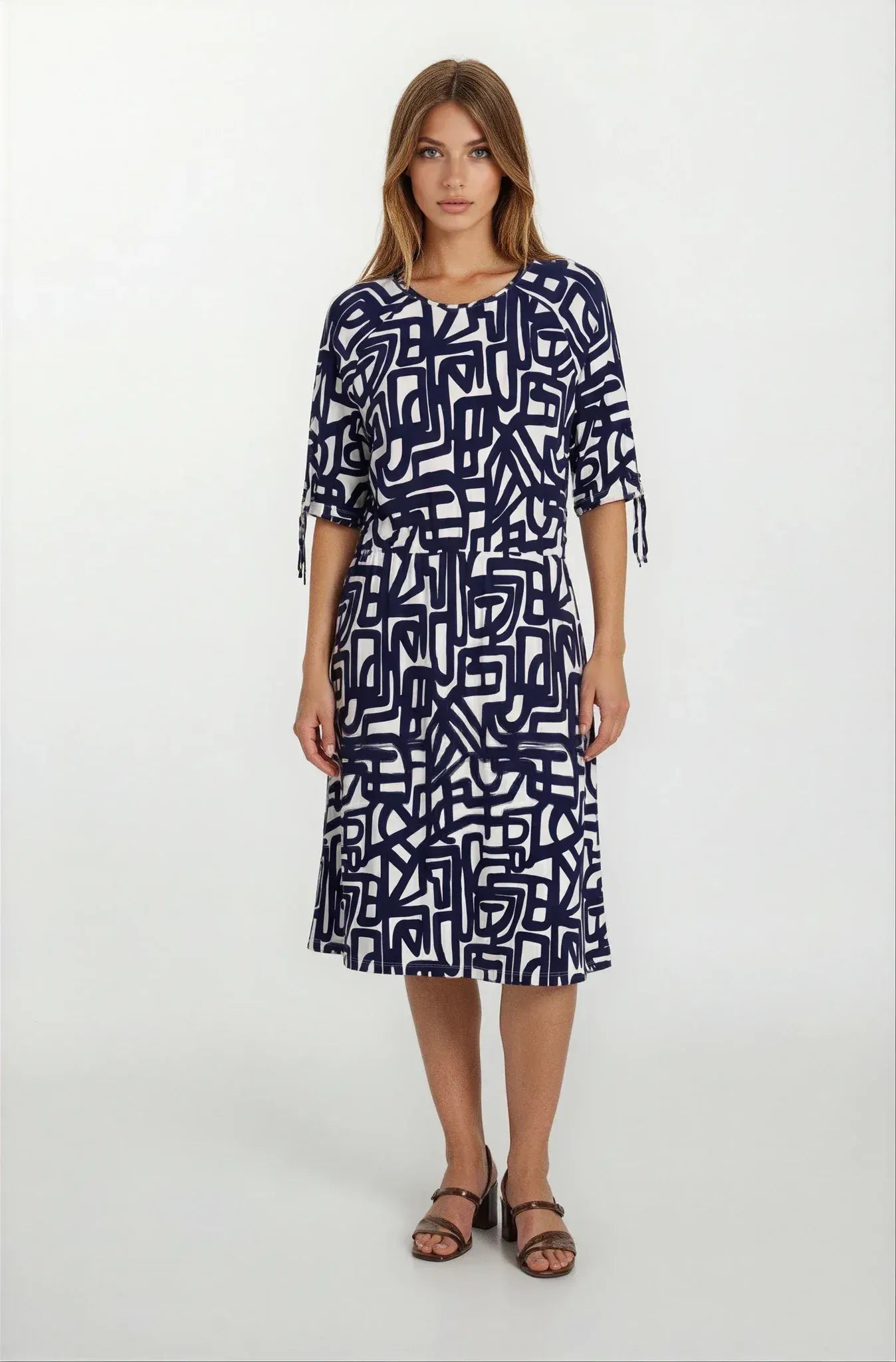 Jersey Kleid 1/2 Arm in marine-weißer geometrischer Print, Midi-Länge