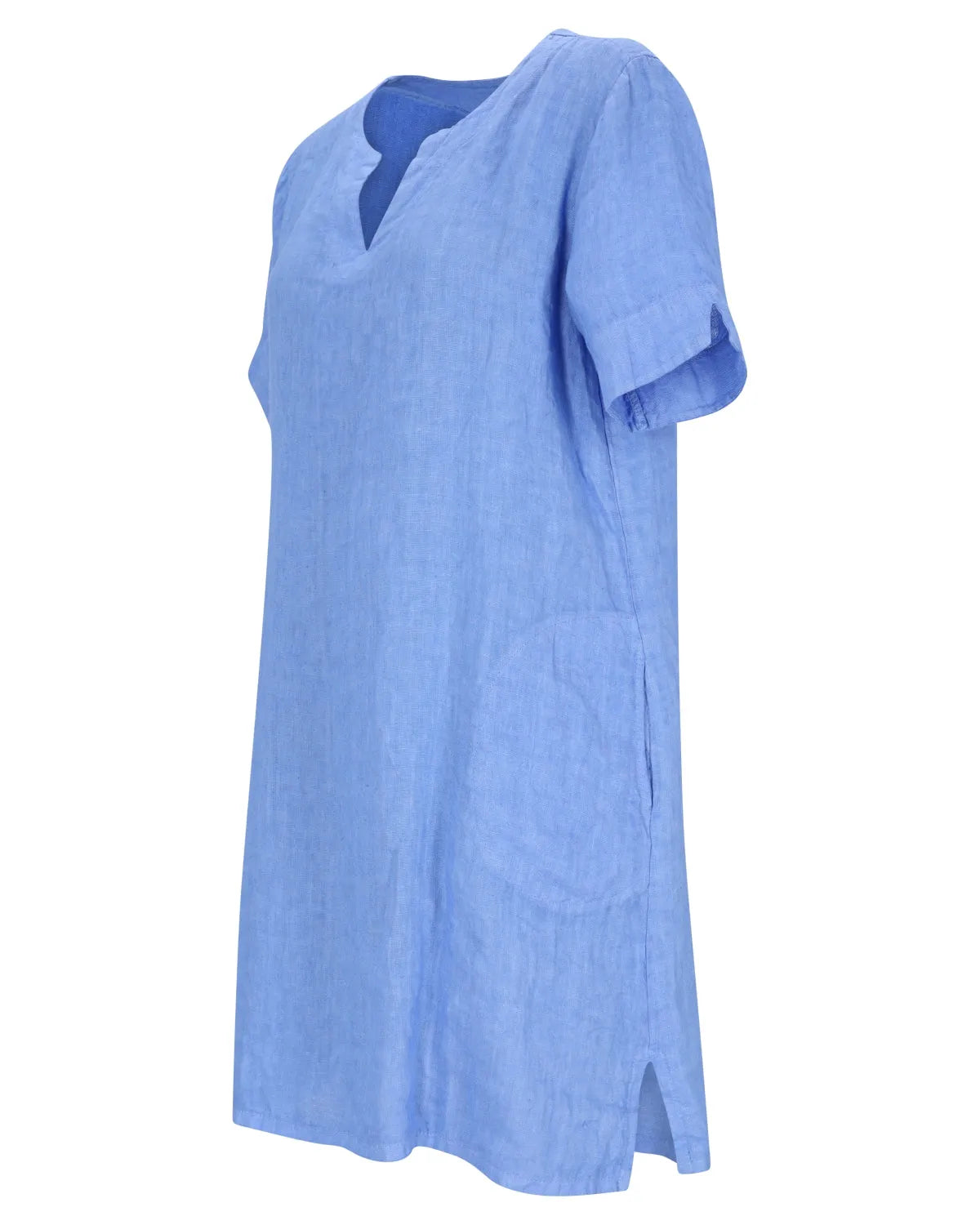 Hellblaues Leinenkleid mit kurzen Ärmeln und V-Ausschnitt.