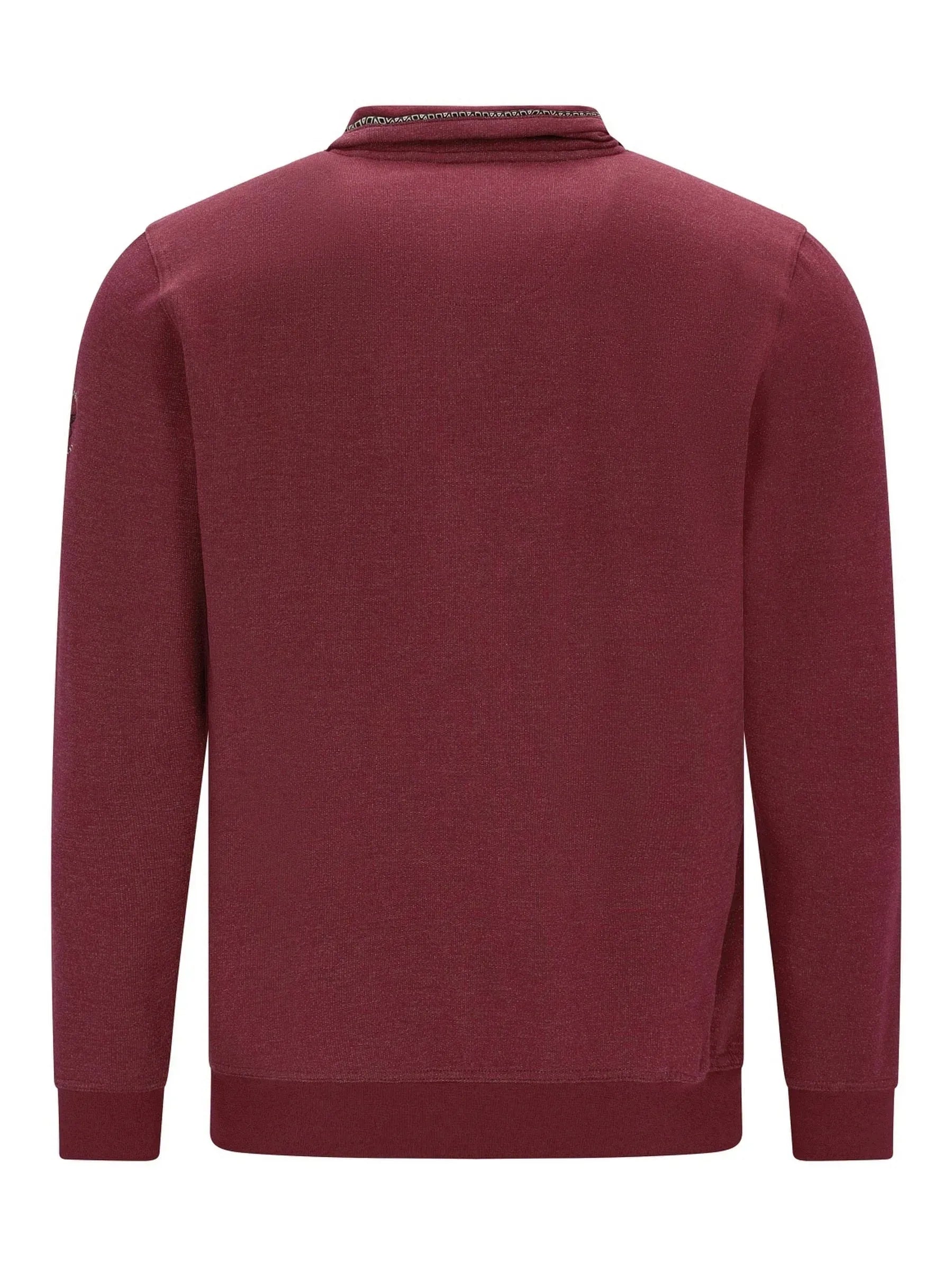 Bordeaux-Pullover mit hohem Kragen und gerippten Manschetten, wahrscheinlich aus Baumwolle oder Polyester-Mischung.
