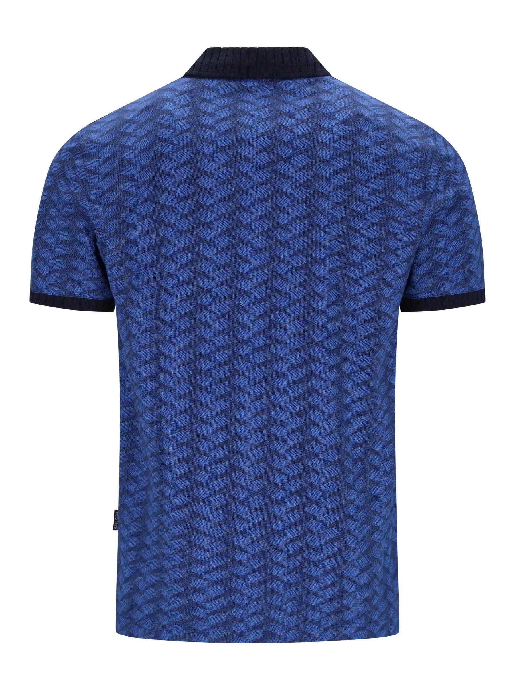Blaue Pikee-Polo mit Allover-Bedruck in Stay Fresh-Qualität, schwarzer Kragen und Ärmelbesatz