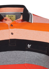 Orange und grau gestreiftes Poloshirt mit schwarzen Knöpfen, aus Baumwolle.