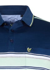 Marineblau und hellgrün gestreiftes Poloshirt mit gelbem Besatz und Logo auf der Brust.