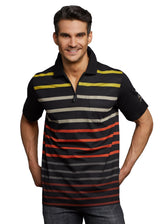 Gestreiftes Poloshirt mit schwarzem Hintergrund und mehrfarbigen Streifen, wahrscheinlich aus Baumwolle oder einem Polyestergemisch.