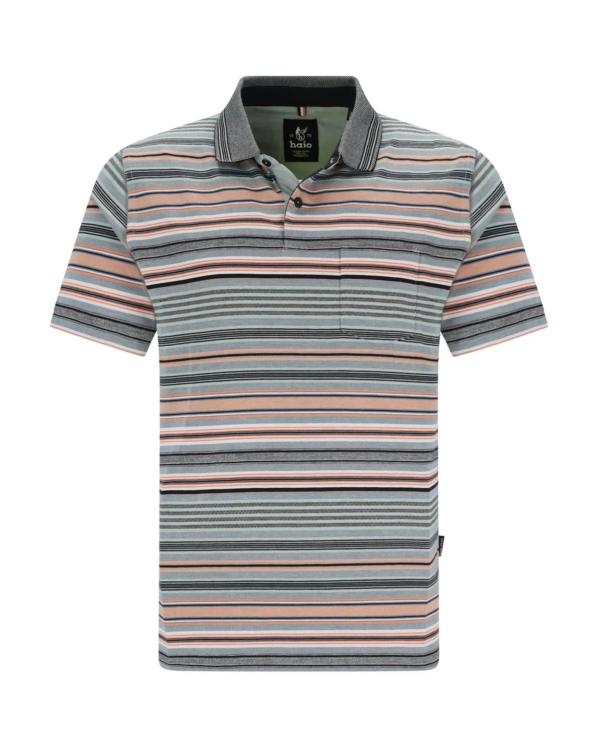 Gestreiftes Poloshirt mit kurzen Ärmeln und Kragen, mit einer Mischung aus grau, rosa, blau, weiß, schwarz Farben.