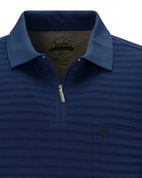 Marineblaues Poloshirt mit weißen Streifen und Kragen, aus Baumwolle.