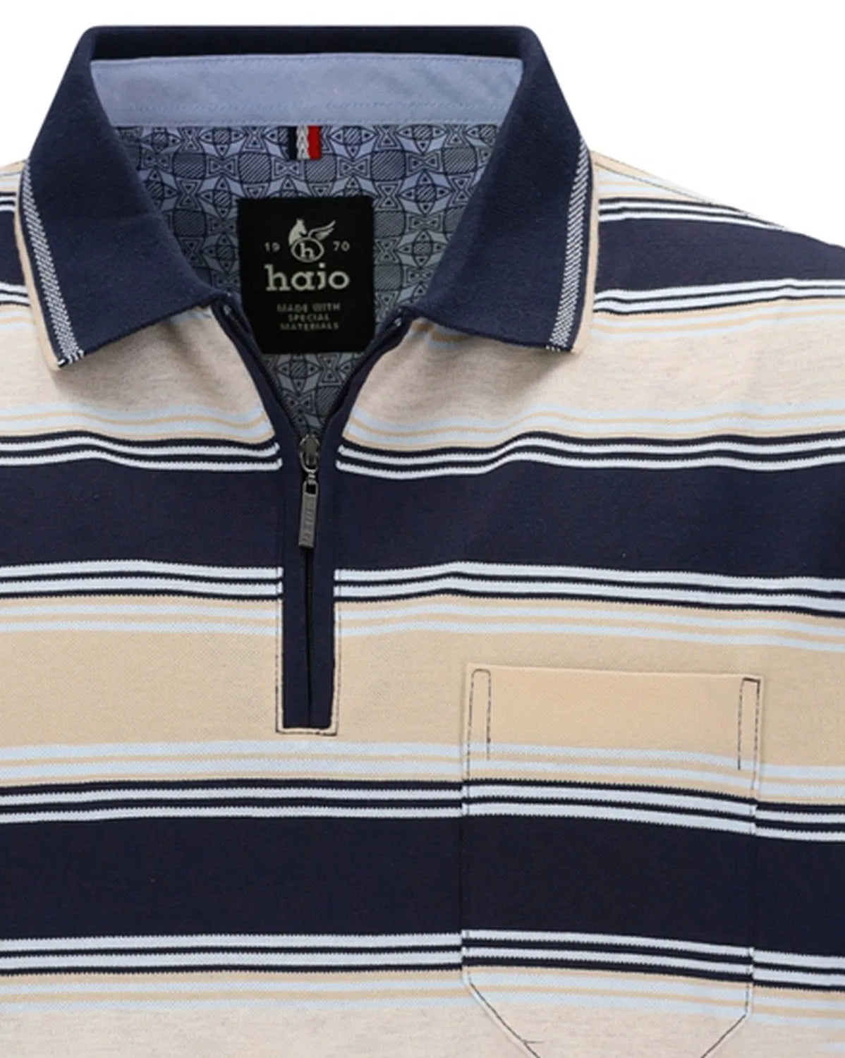 Gestreiftes Poloshirt mit marine- und cremefarbenen Streifen, aus Baumwolle.