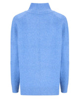 Hellblauer Rollkragenpullover mit strukturiertem Muster und gerippten Bündchen und Saum.