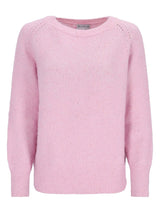 Hellrosa Pullover mit geripptem Strick und Lochmuster-Details an den Schultern.