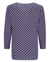 Lila und rosa geblümte Bluse mit 3/4 Ärmeln.