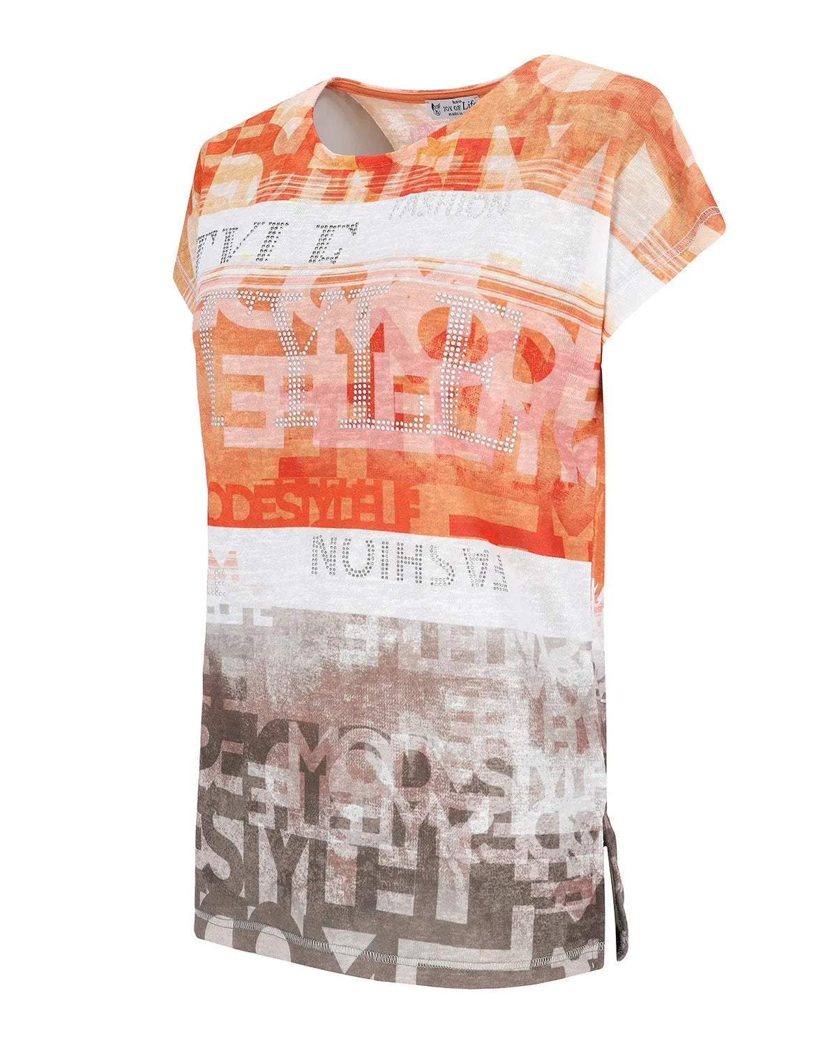 Orange-weißes grafisches T-Shirt mit Seitenschlitzen, wahrscheinlich aus Baumwolle oder Polyester.