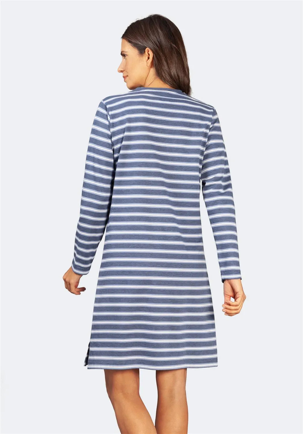 Blau-weiß gestreiftes, langärmeliges Kleid mit legerer Passform.