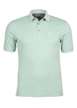 Mintgrünes Poloshirt mit weißem Kragenbesatz und Knöpfen.