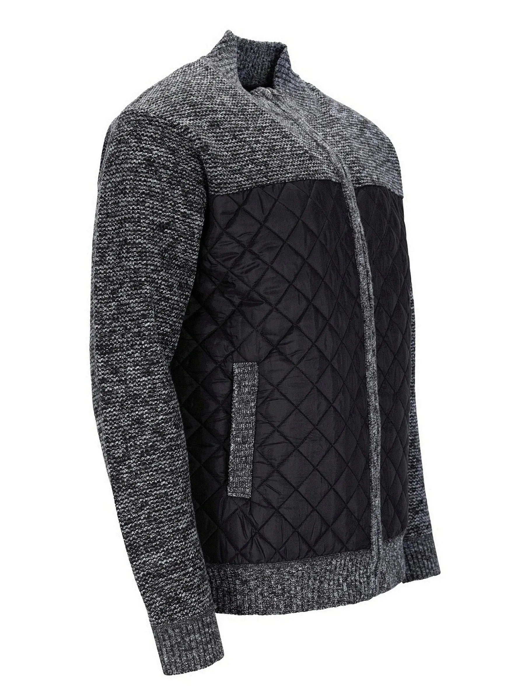 Schwarz-graue Steppjacke mit strukturierten Strickärmeln.