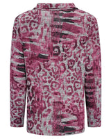 Rosa und graue Jacke mit Leopardenmuster und Knopfverschluss.
