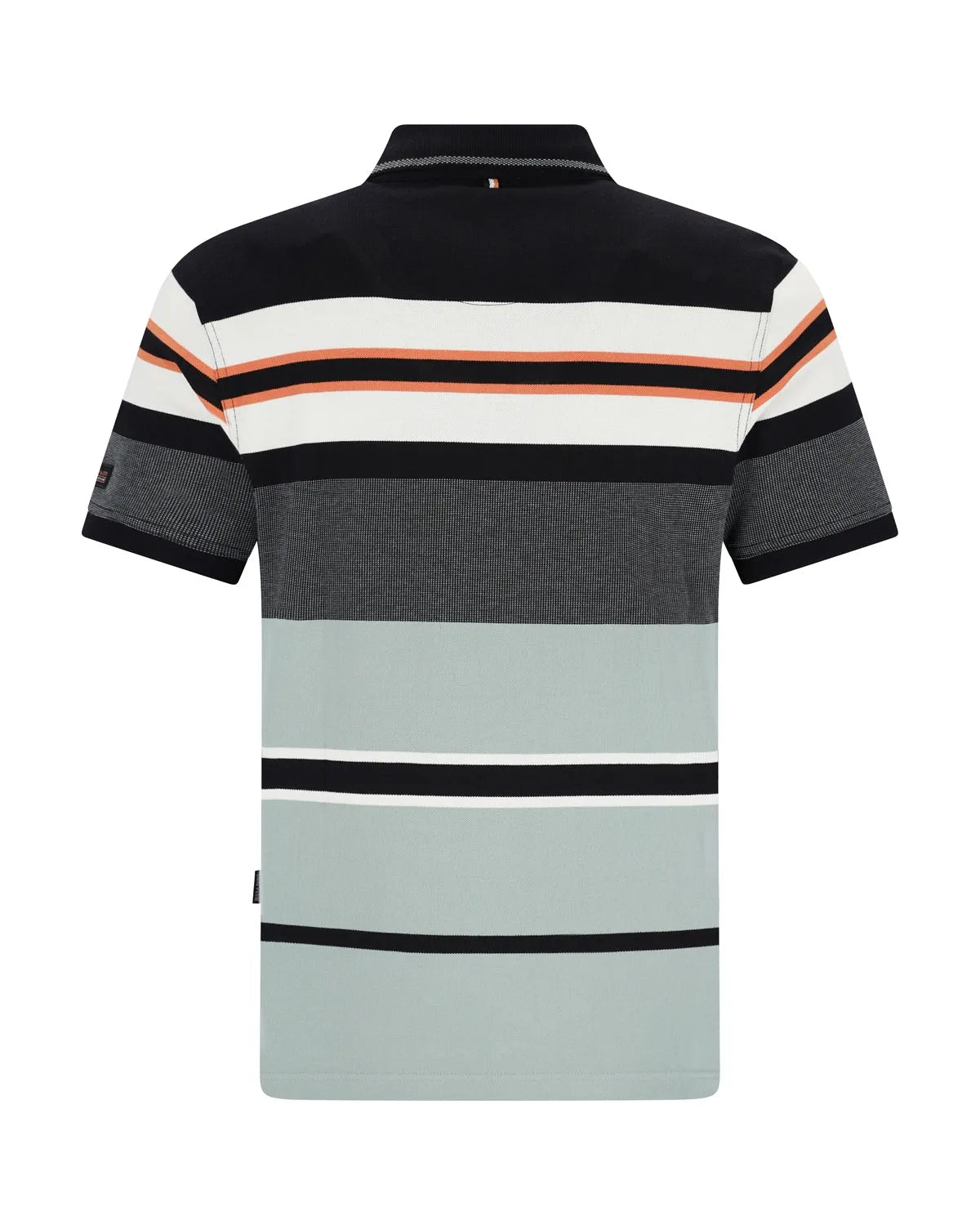 Gestreiftes Poloshirt mit schwarzen, weißen, grauen und orangefarbenen Streifen auf hellblauem Hintergrund.