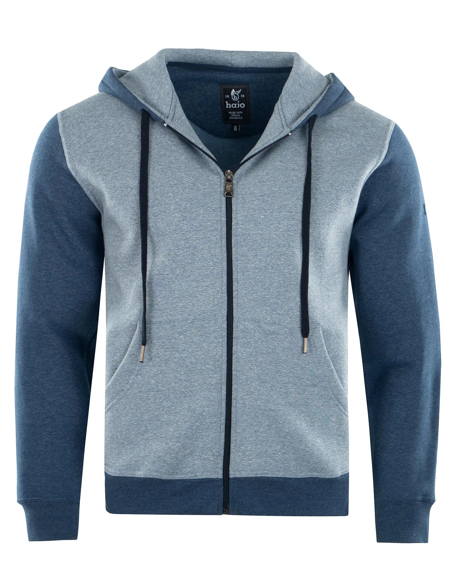 Blauer und grauer Kapuzenpullover mit Reißverschluss, Kordelzug und kontrastfarbenen Einsätzen.
