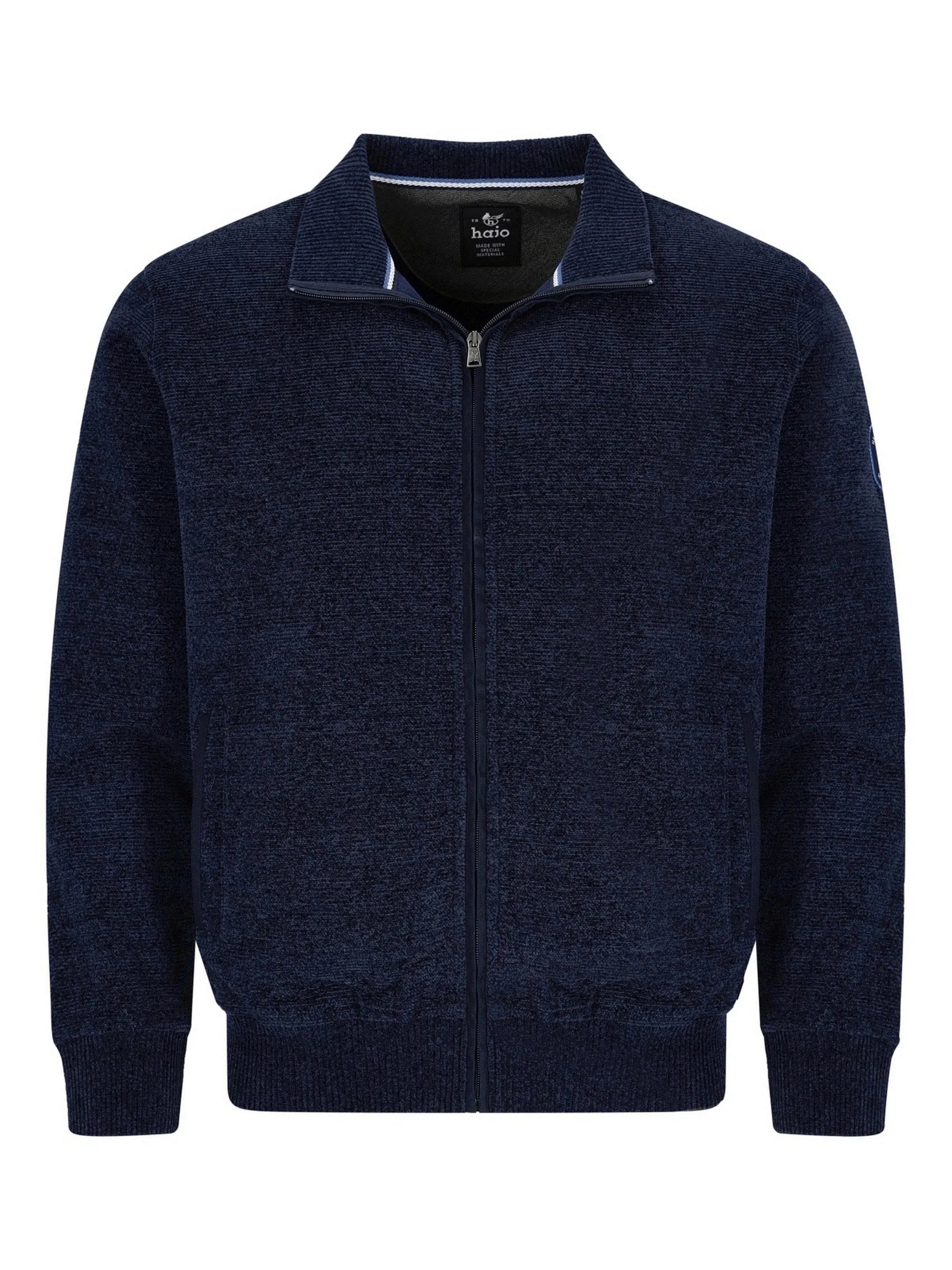 Marineblauer Reißverschluss-Pulli mit strukturiertem Muster und Kontrastkragen.