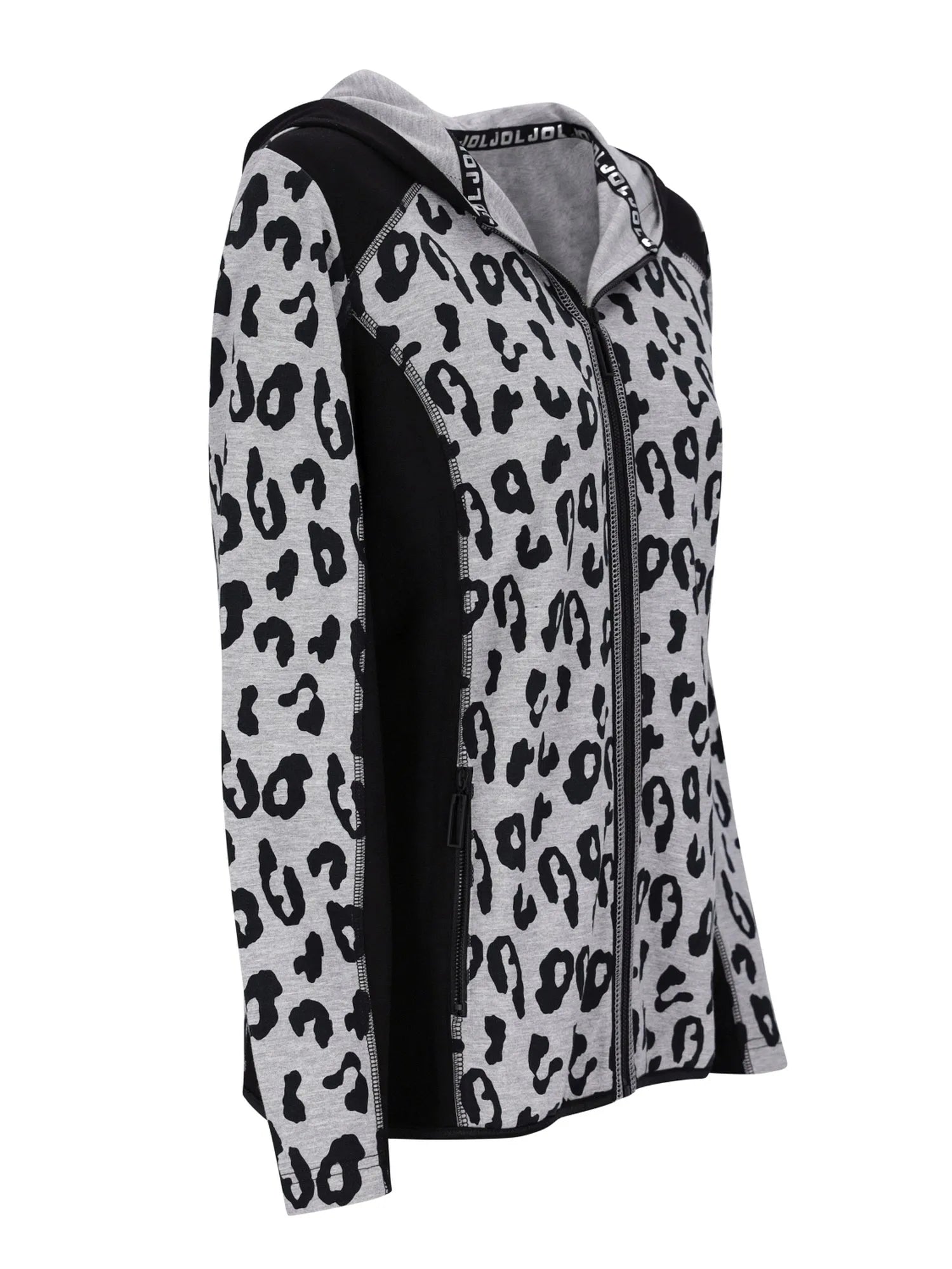 Leopardenmuster-Zip-Hoodie mit schwarzen Akzenten und Kapuze.