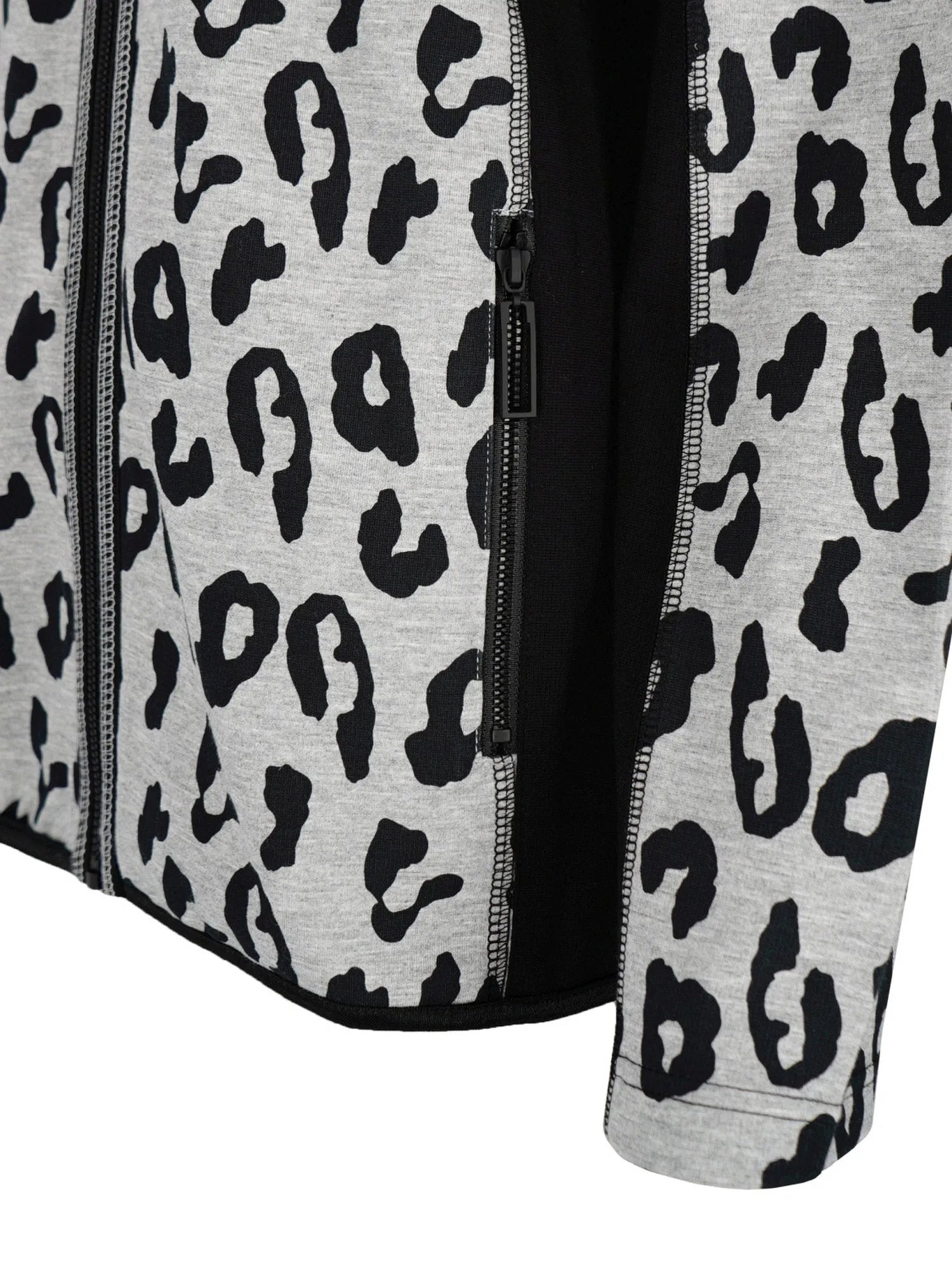 Leopardenmuster-Reißverschlussjacke mit schwarz-weißem Muster, Polyester-Material.