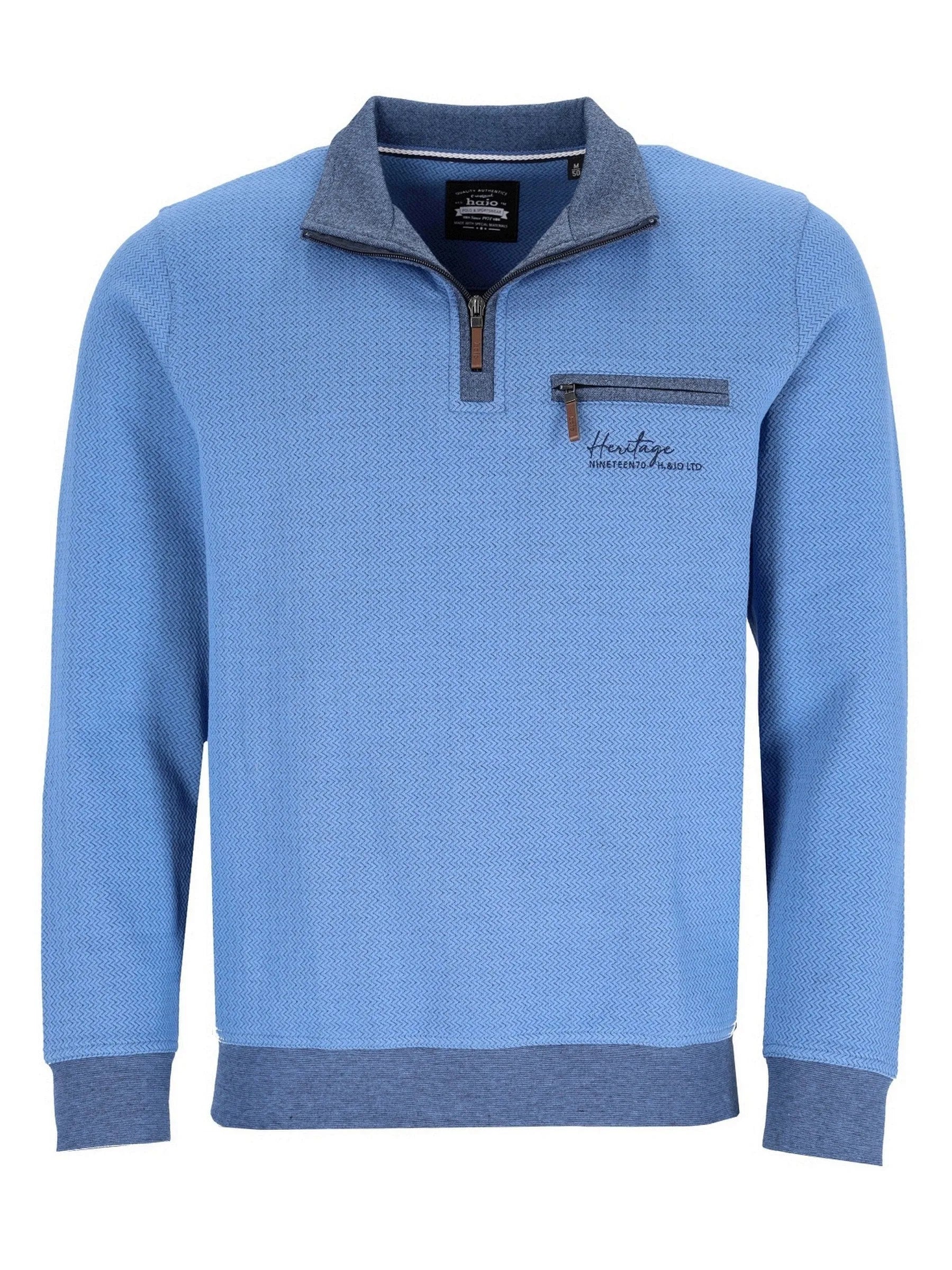 Blauer strukturiertes Viertelreißverschluss-Pullover mit Kontrastkragen und - Manschetten, mit einem kleinen gestickten Logo auf der Brust.