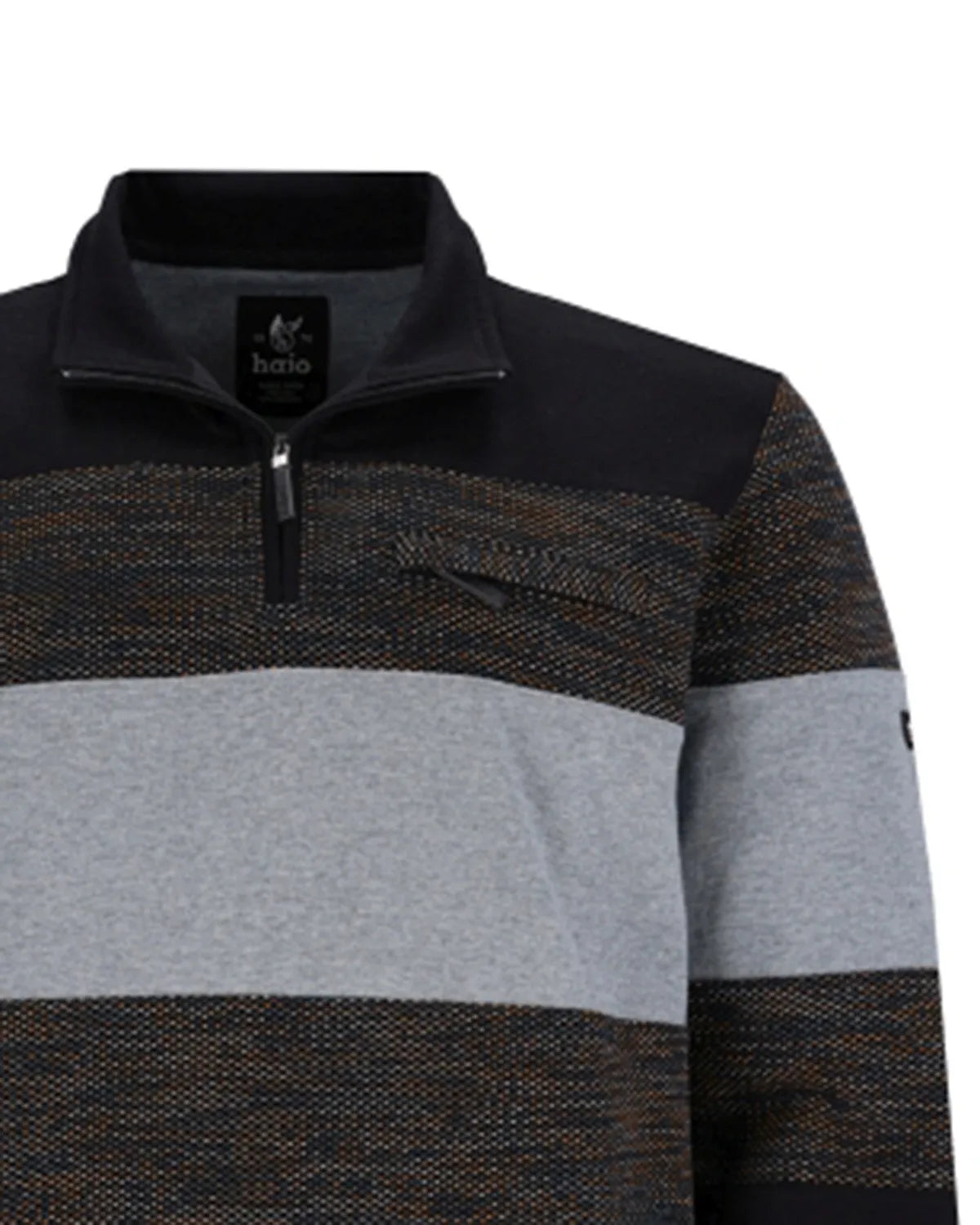 Anthrazit und grau gestreifter Pullover mit schwarzem Kragen und Manschetten aus weicher Baumwollmischung.